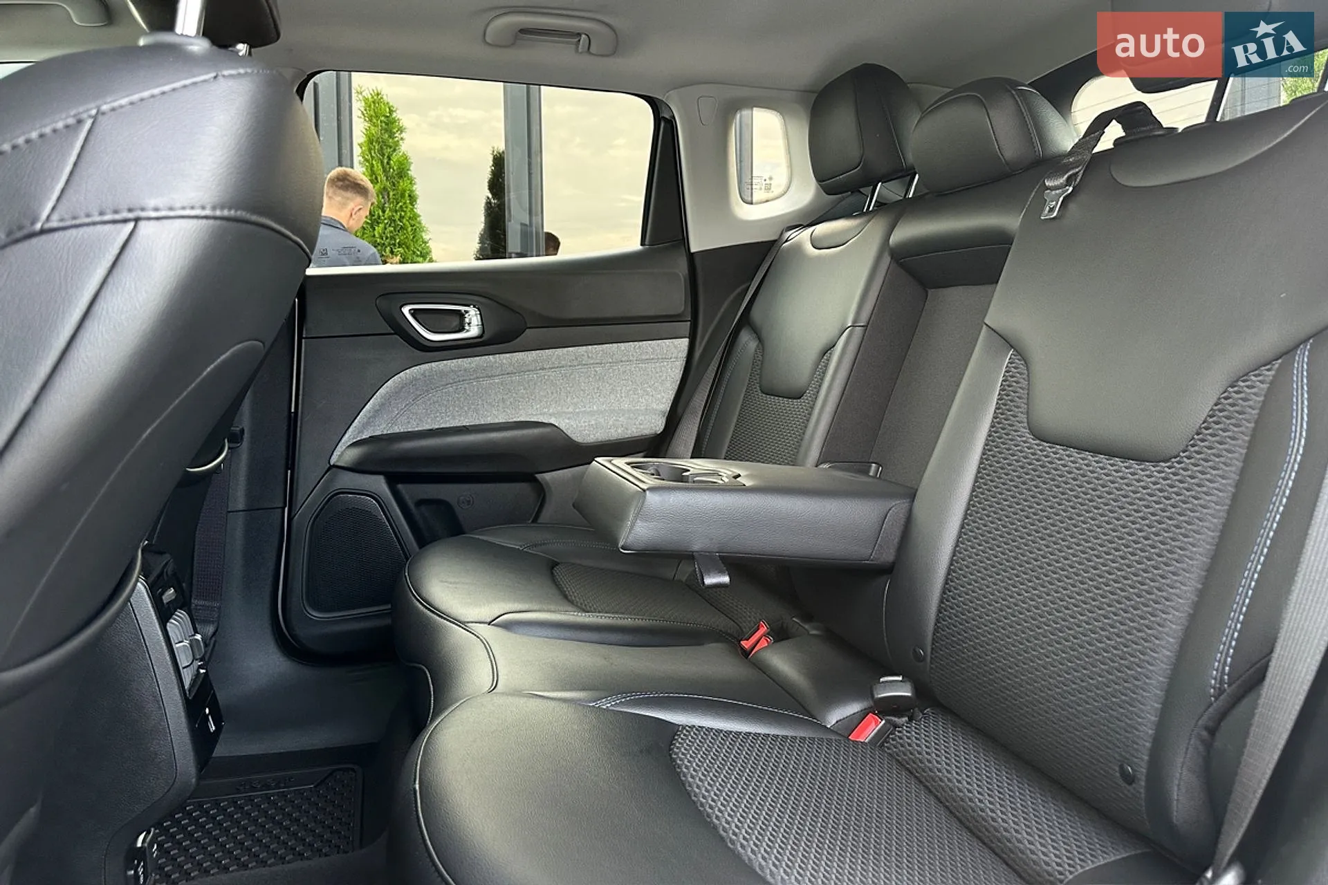 2022 Jeep Compass - мініатюра 23