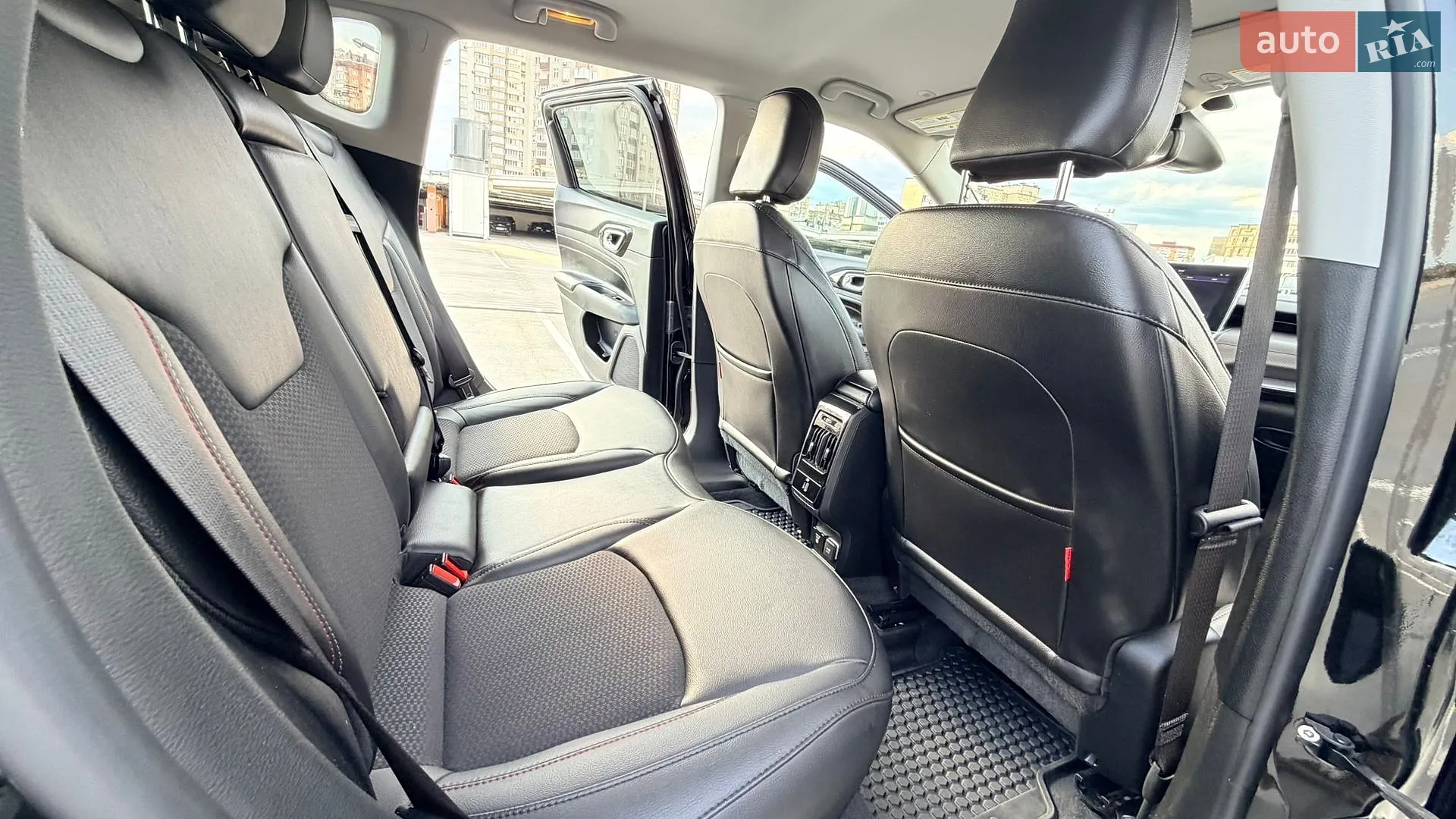 2021 Jeep Compass - мініатюра 36