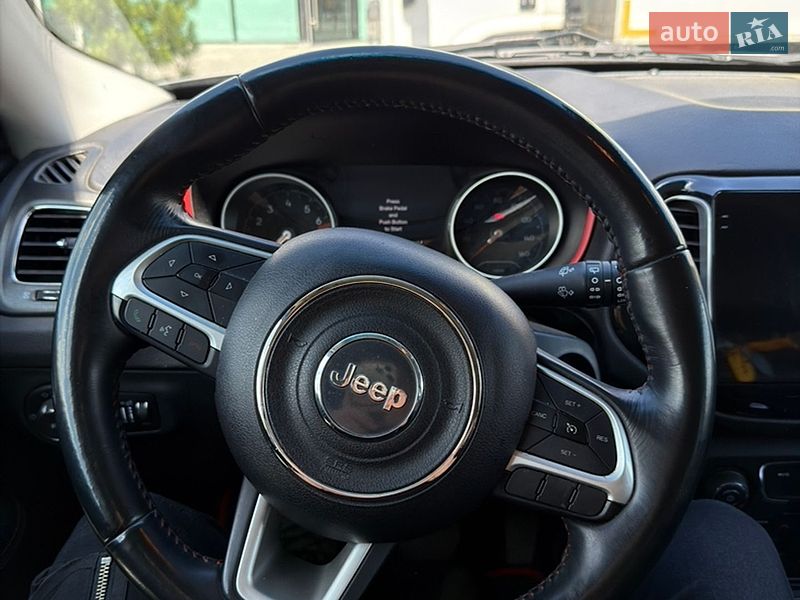 Позашляховик / Кросовер Jeep Compass 2017 в Хмельницькому