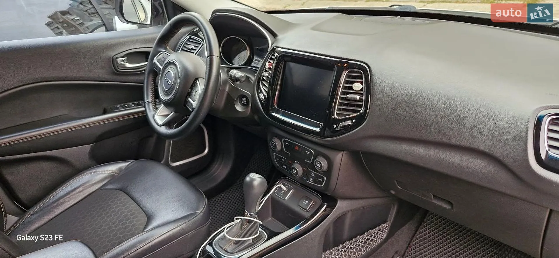 2017 Jeep Compass - мініатюра 9