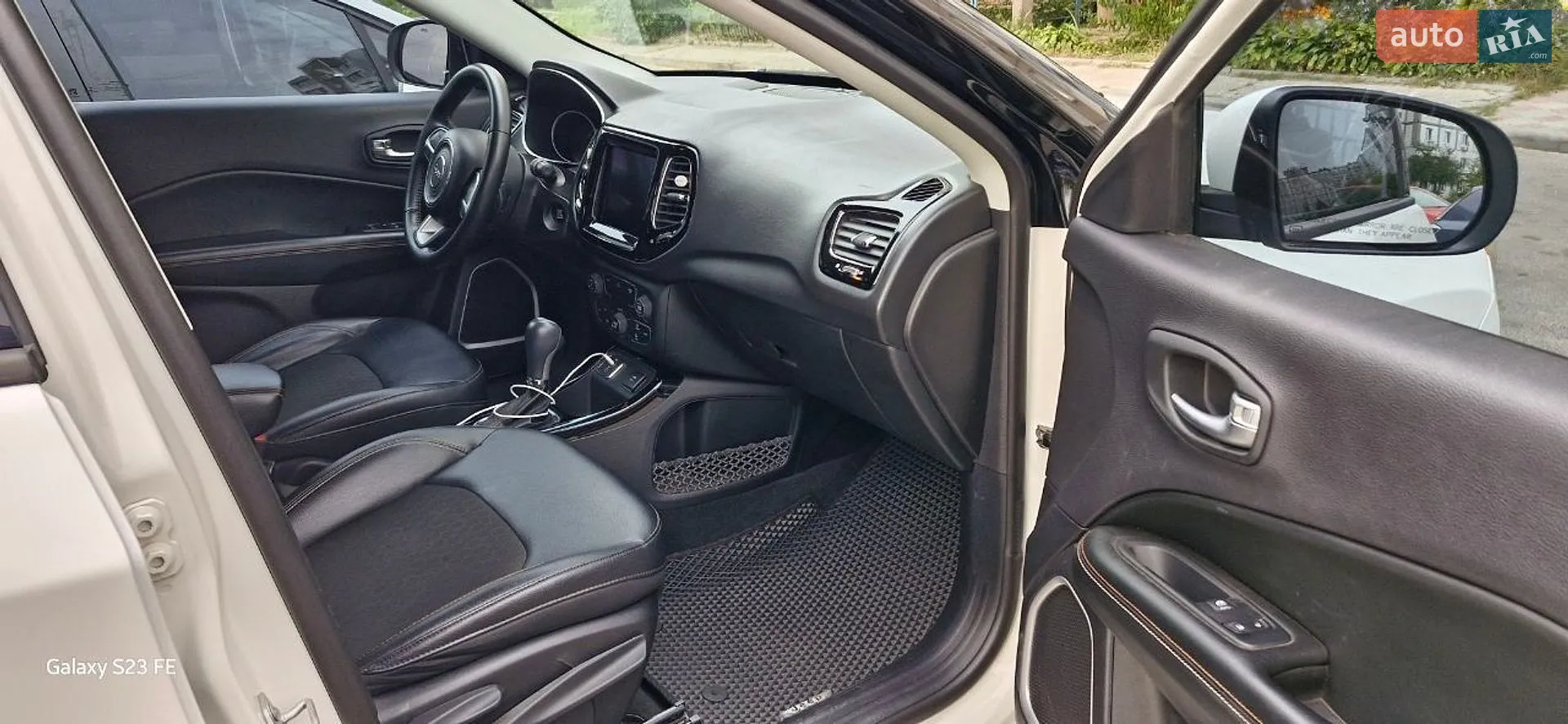 2017 Jeep Compass - мініатюра 13