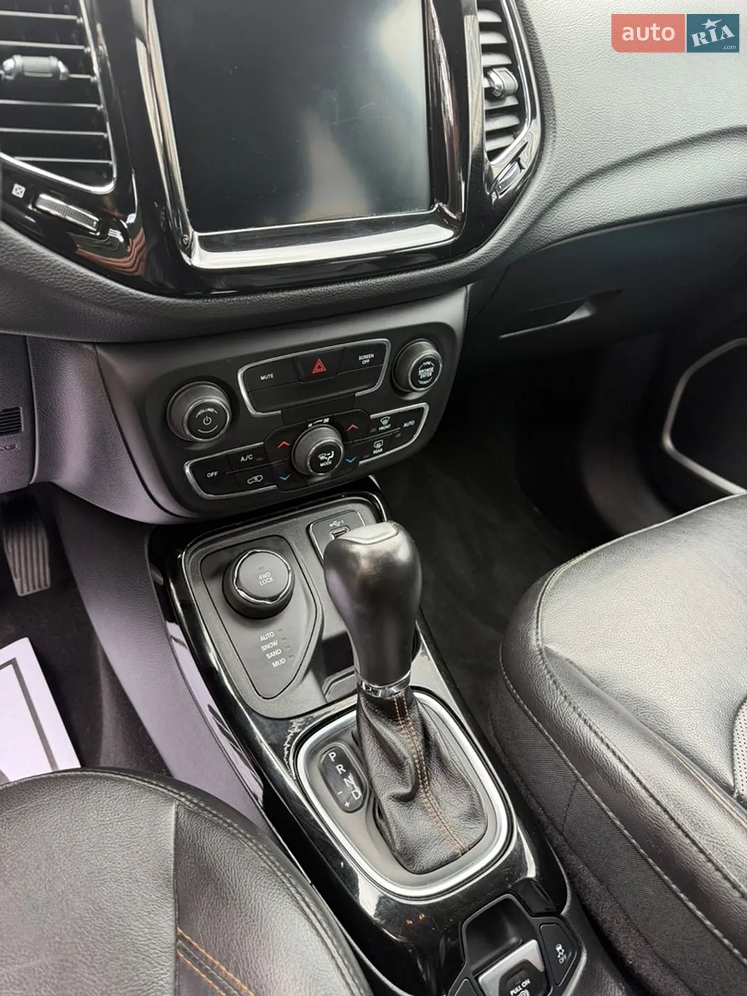 2019 Jeep Compass - мініатюра 22
