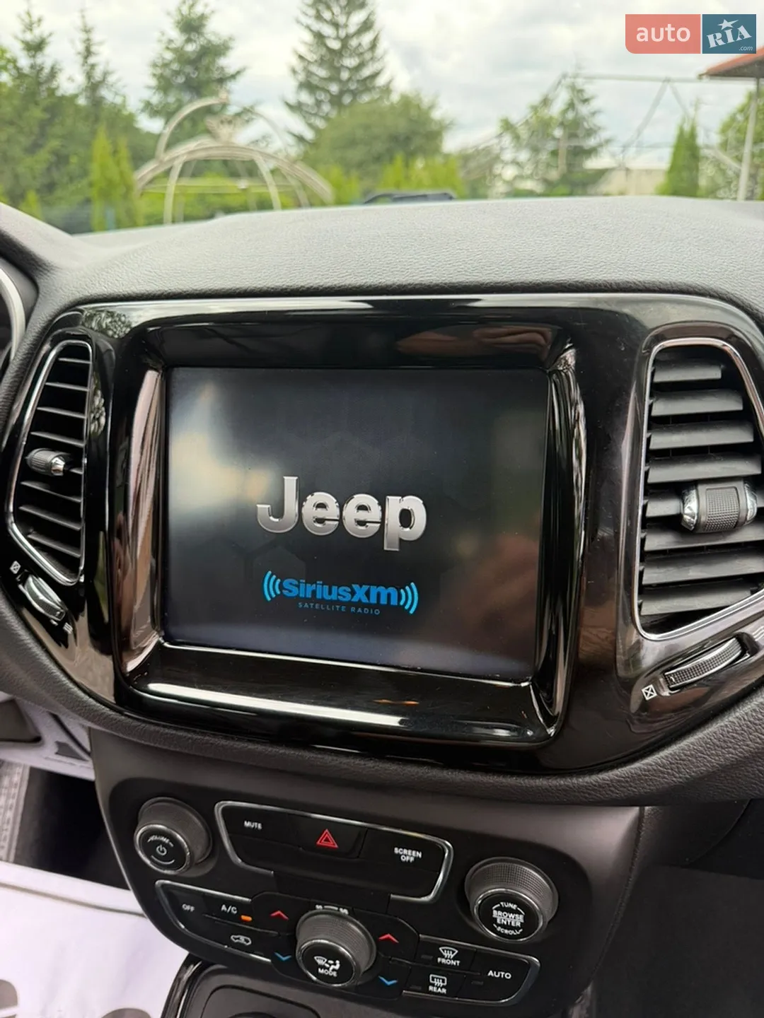 2019 Jeep Compass - мініатюра 32