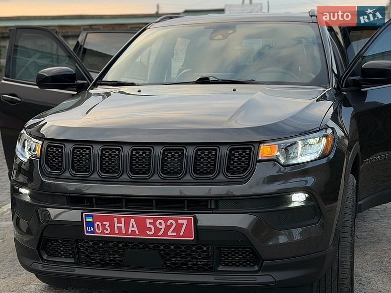 Позашляховик / Кросовер Jeep Compass 2023 в Львові
