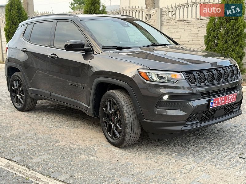Позашляховик / Кросовер Jeep Compass 2023 в Львові