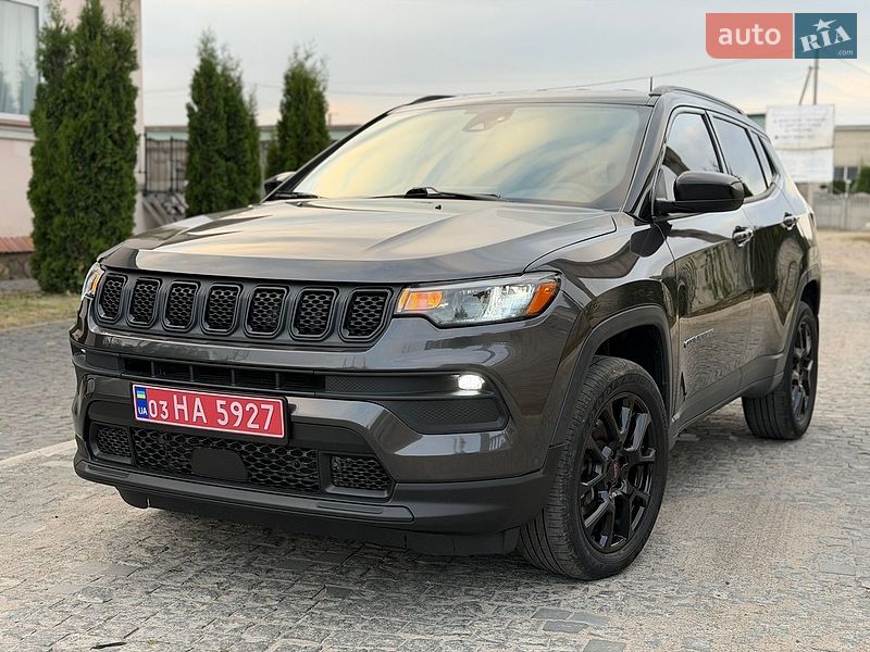 Позашляховик / Кросовер Jeep Compass 2023 в Львові