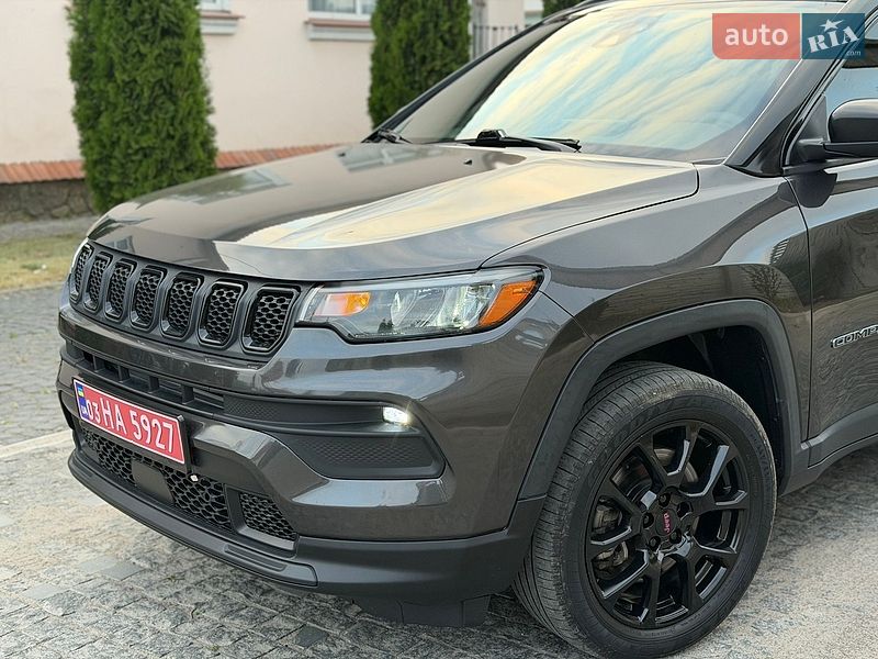 Позашляховик / Кросовер Jeep Compass 2023 в Львові