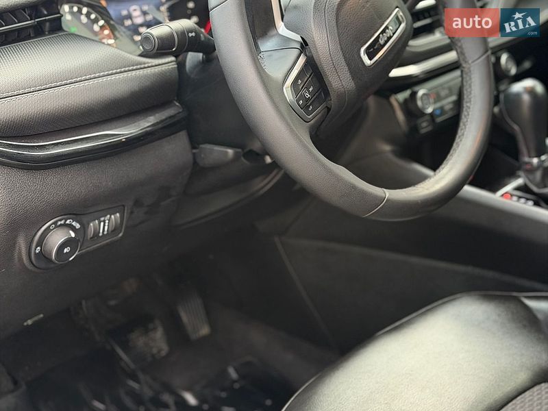 Позашляховик / Кросовер Jeep Compass 2023 в Львові