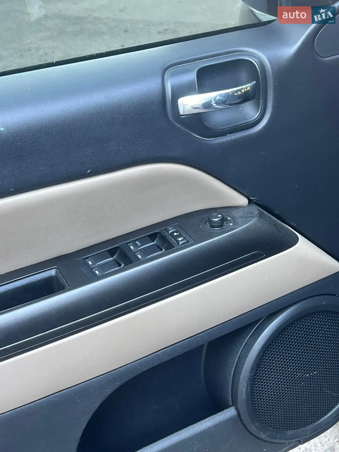 2014 Jeep Compass - мініатюра 11