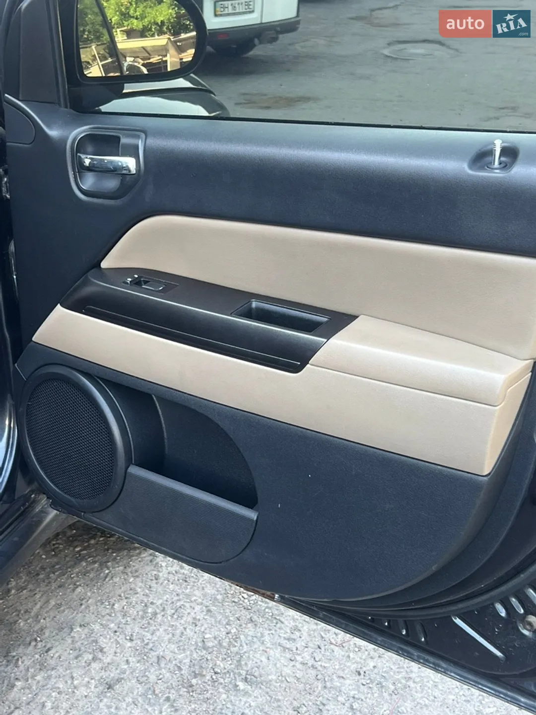 2014 Jeep Compass - мініатюра 16