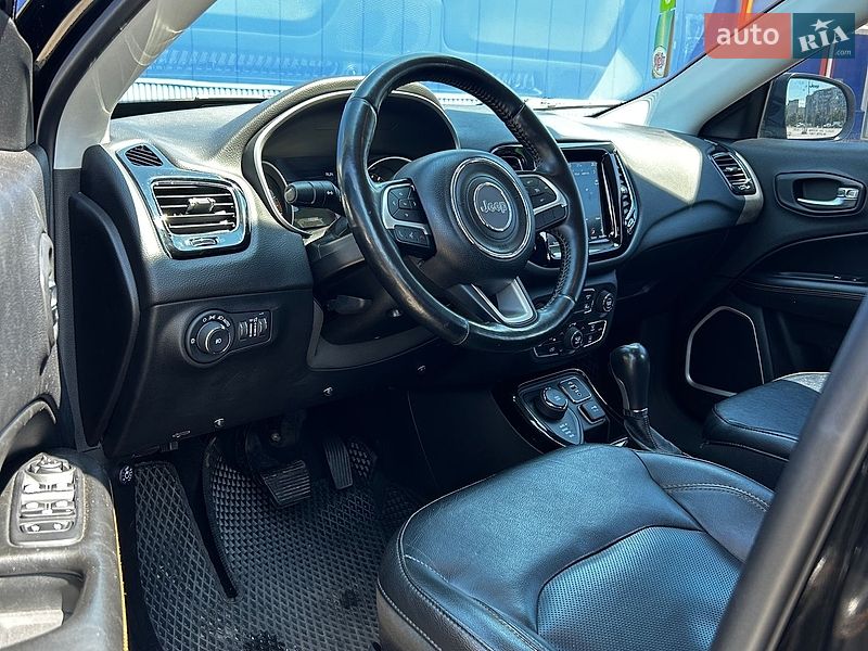 Внедорожник / Кроссовер Jeep Compass 2018 в Сумах