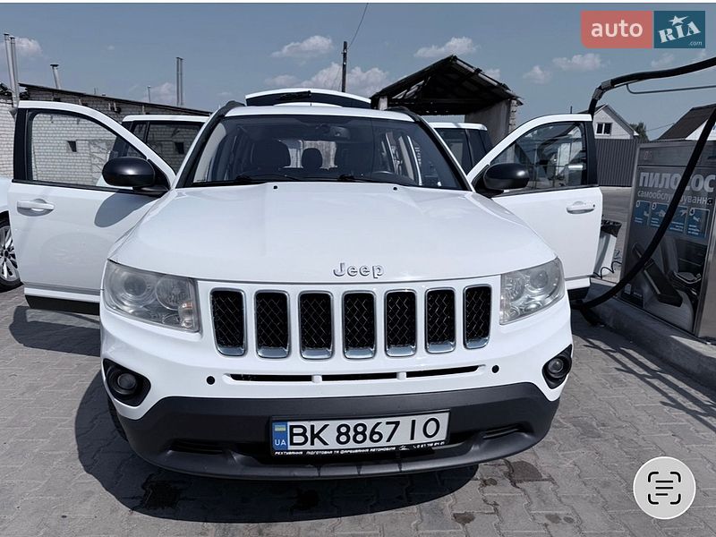 Внедорожник / Кроссовер Jeep Compass 2012 в Житомире
