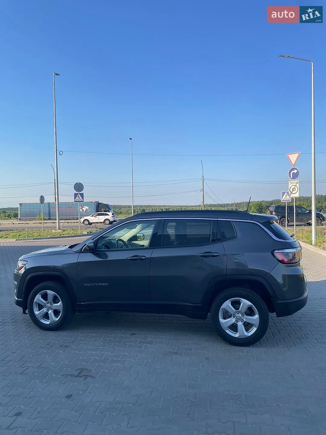 2018 Jeep Compass - мініатюра 2