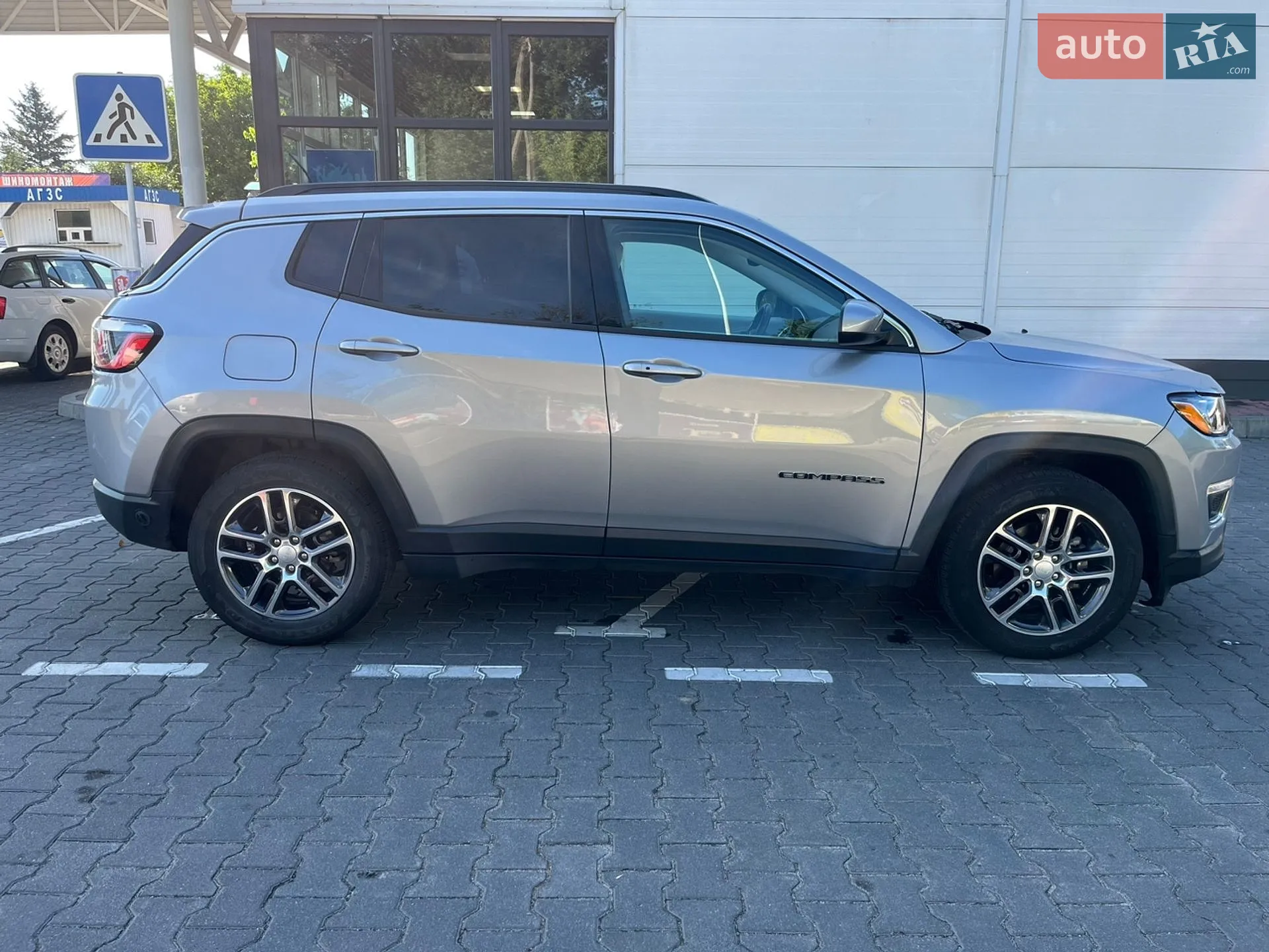 2019 Jeep Compass - мініатюра 7