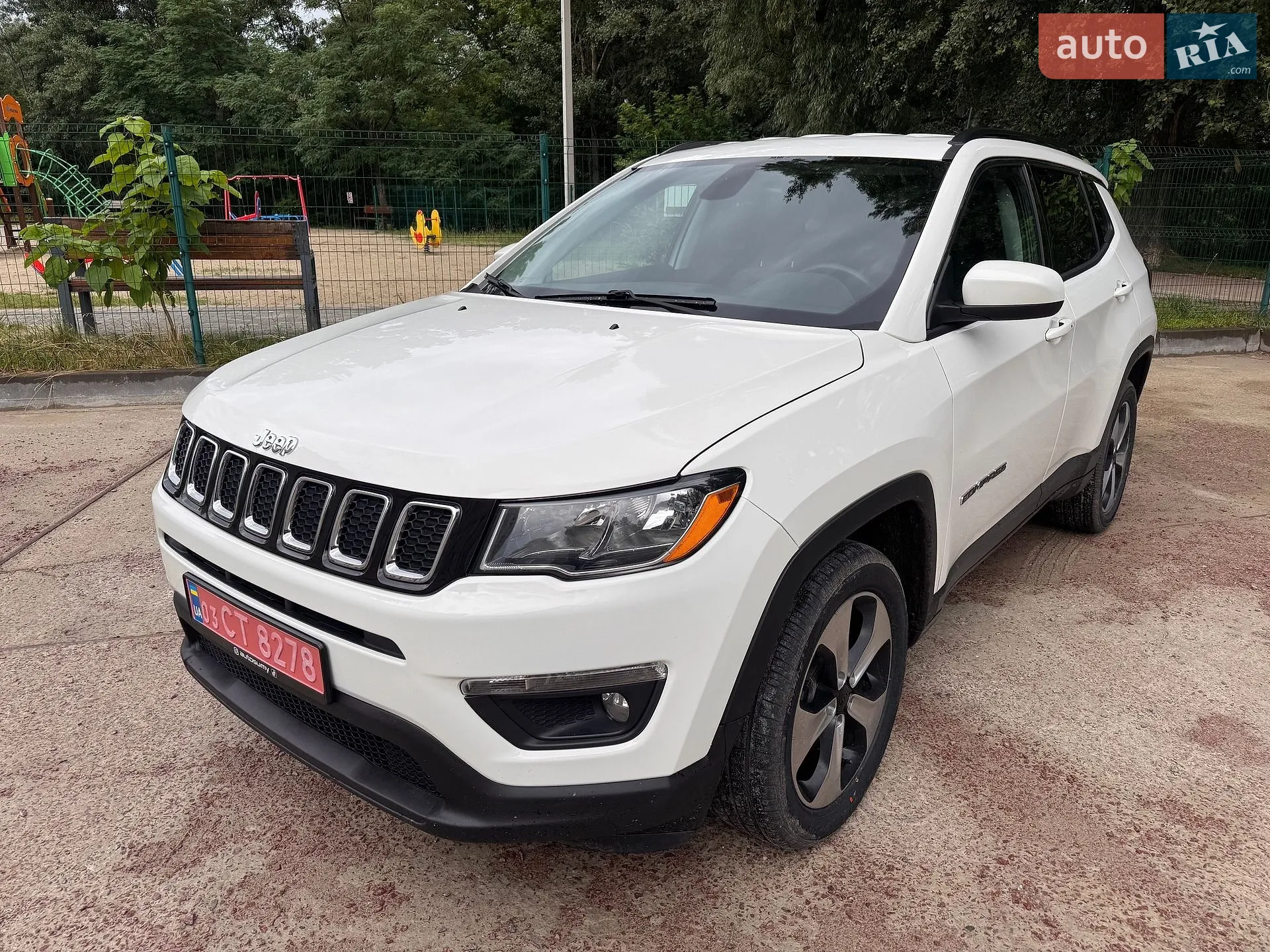 2017 Jeep Compass - мініатюра 8