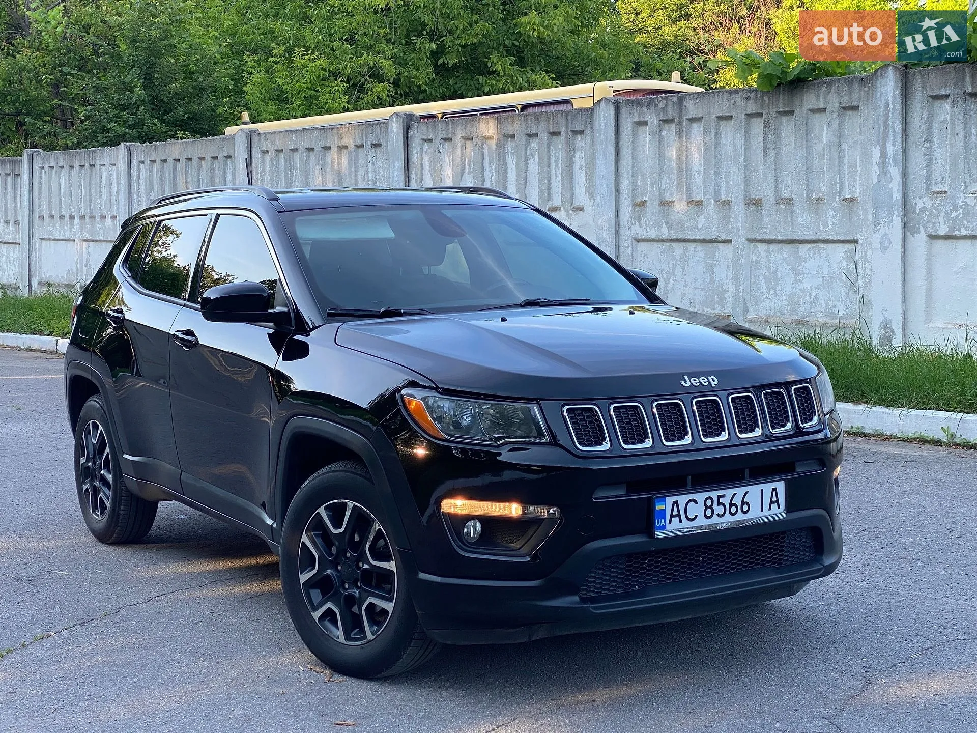 2017 Jeep Compass - мініатюра 16
