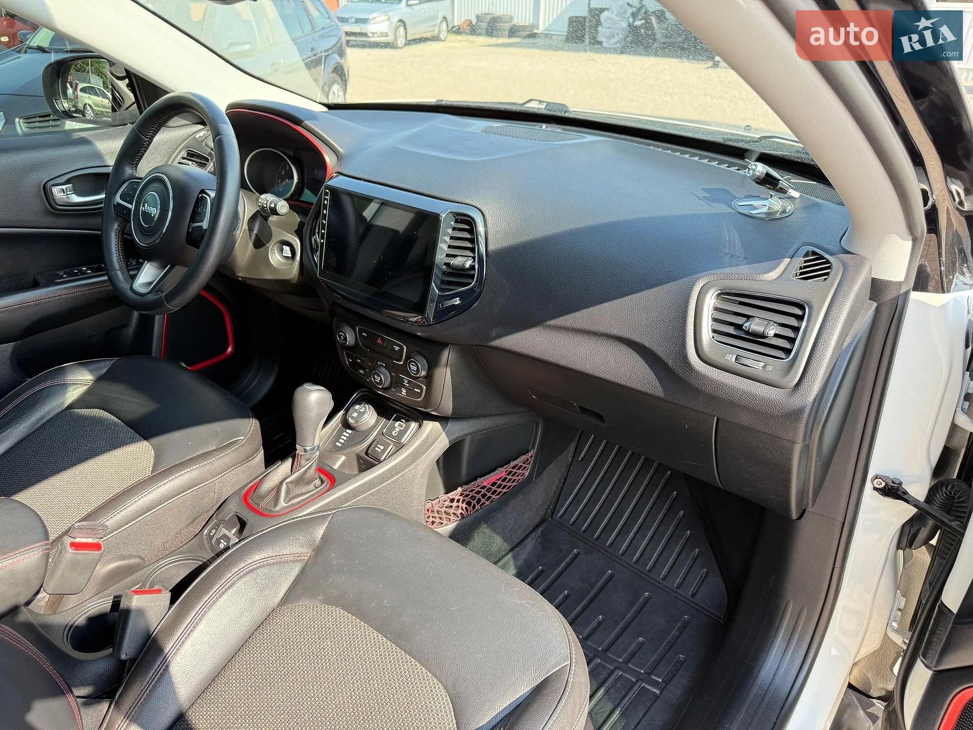 2017 Jeep Compass - мініатюра 19