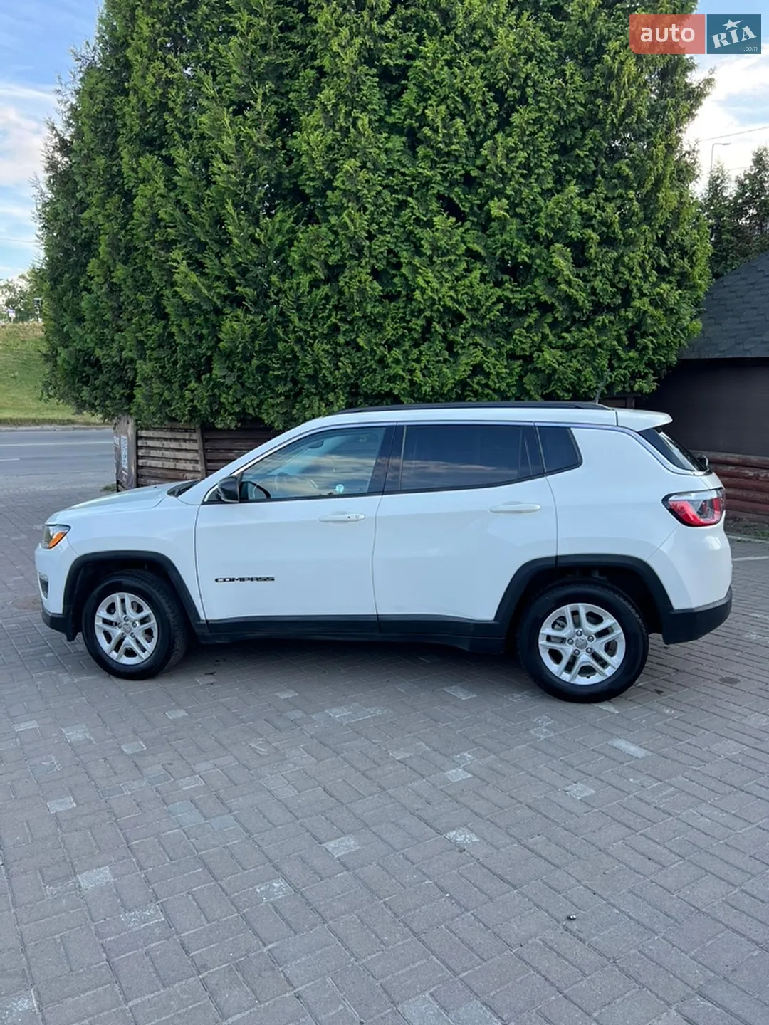 2019 Jeep Compass - мініатюра 8