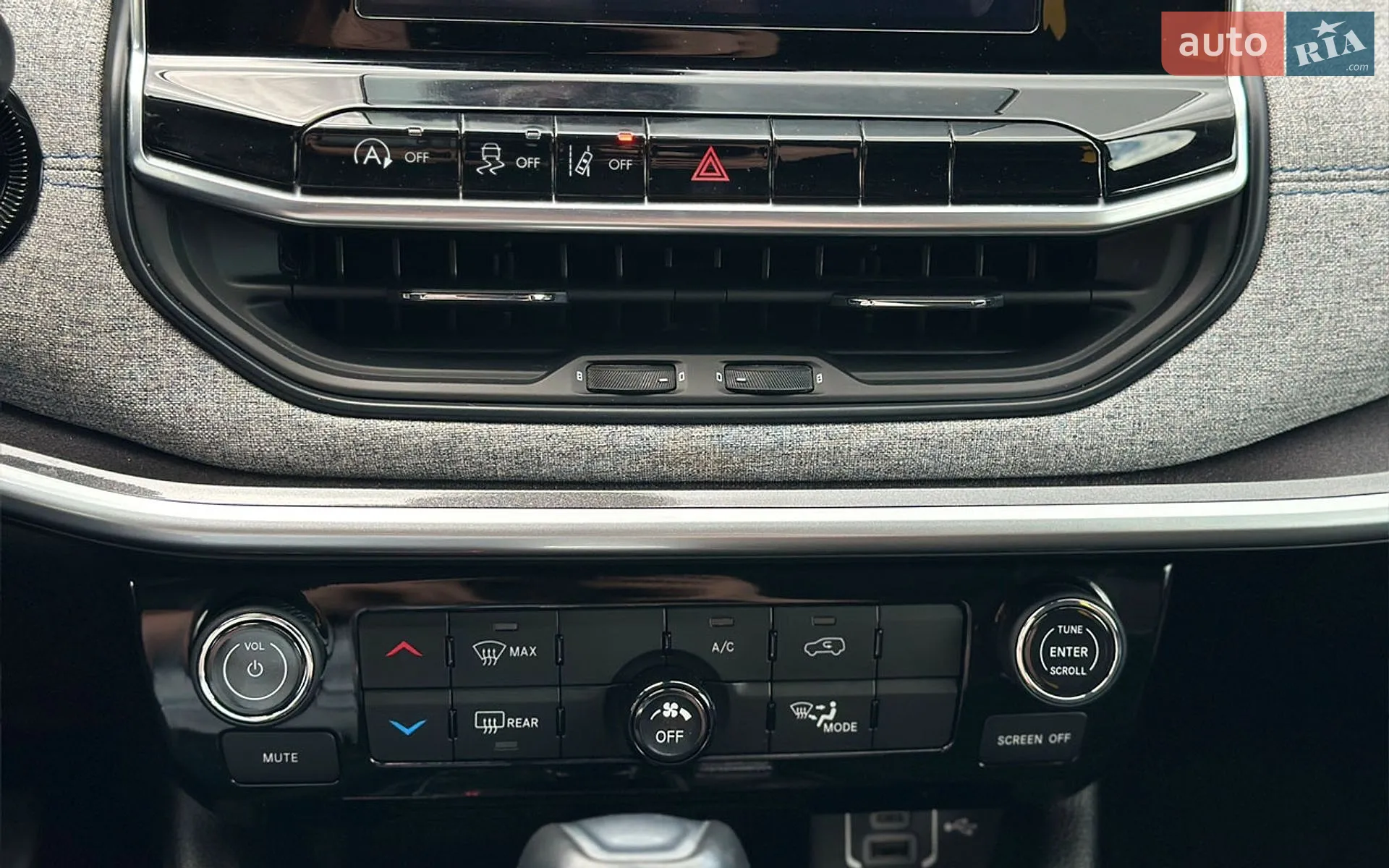 2021 Jeep Compass - мініатюра 17