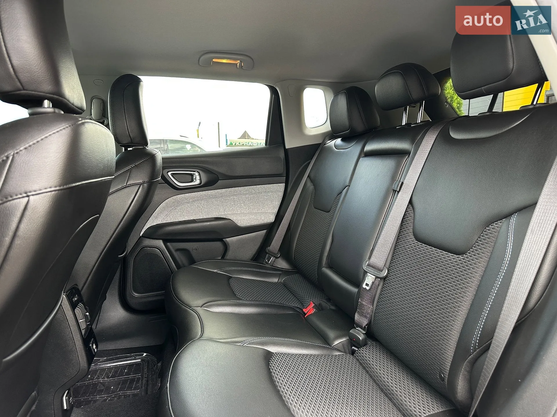 2021 Jeep Compass - мініатюра 21