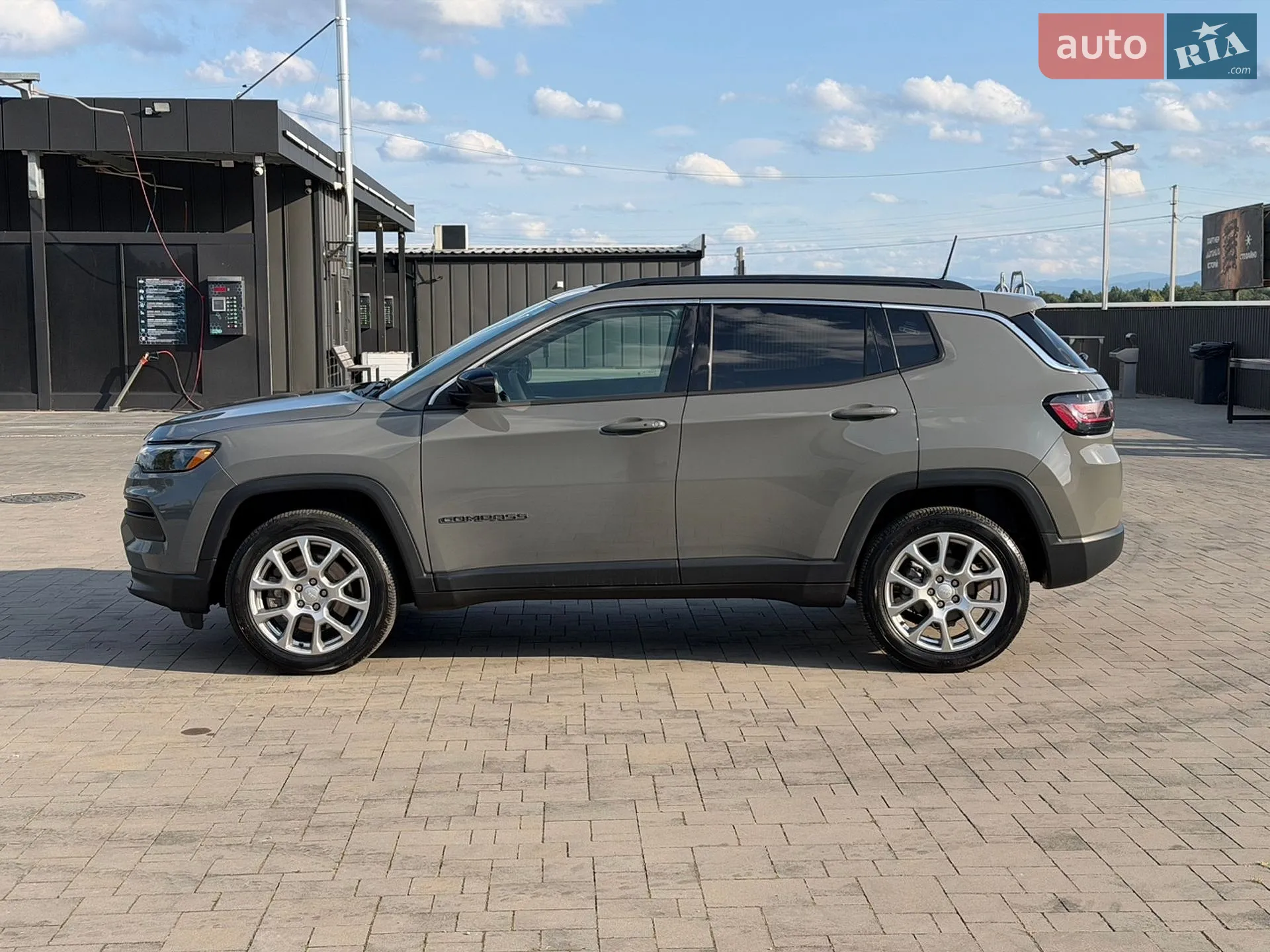 2023 Jeep Compass - мініатюра 6