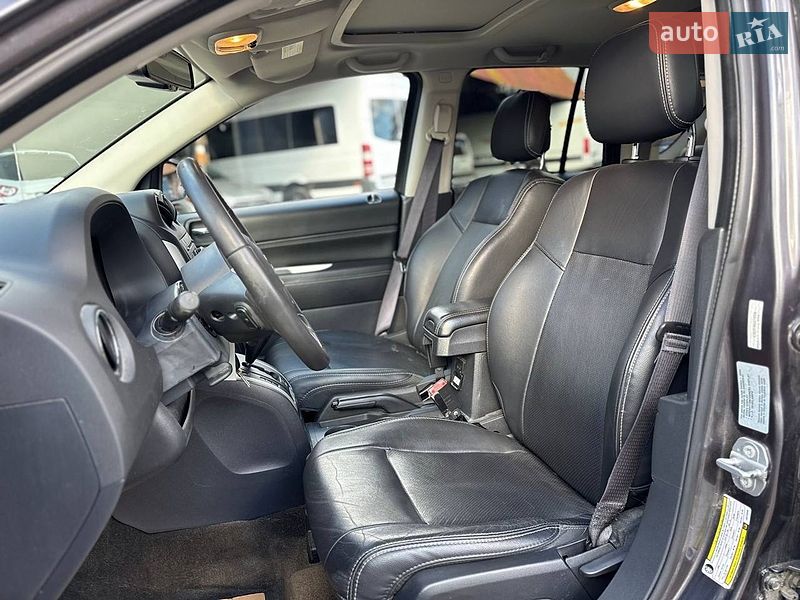 Внедорожник / Кроссовер Jeep Compass 2016 в Стрые