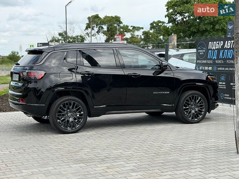 Внедорожник / Кроссовер Jeep Compass 2022 в Первомайске