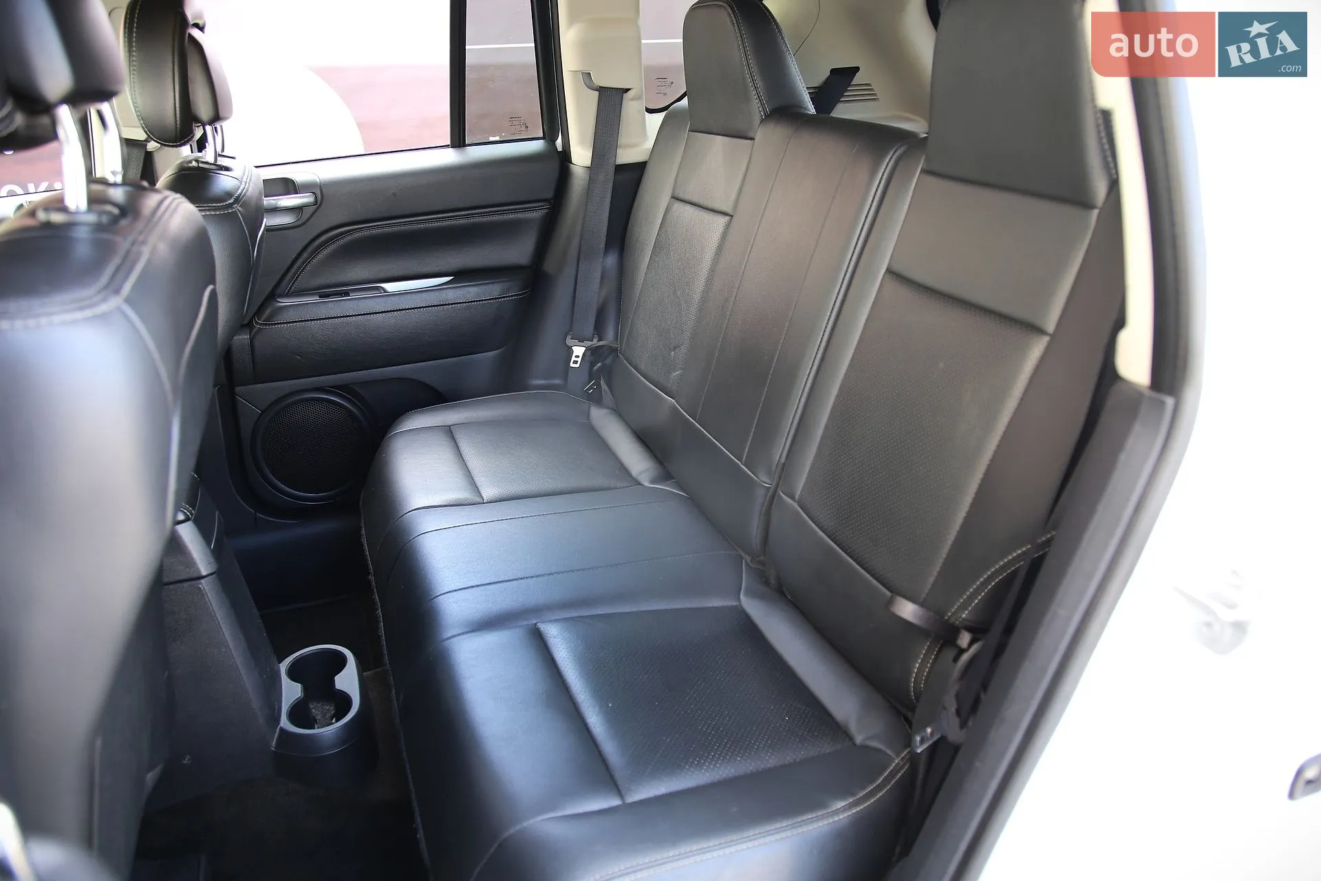 2015 Jeep Compass - мініатюра 8