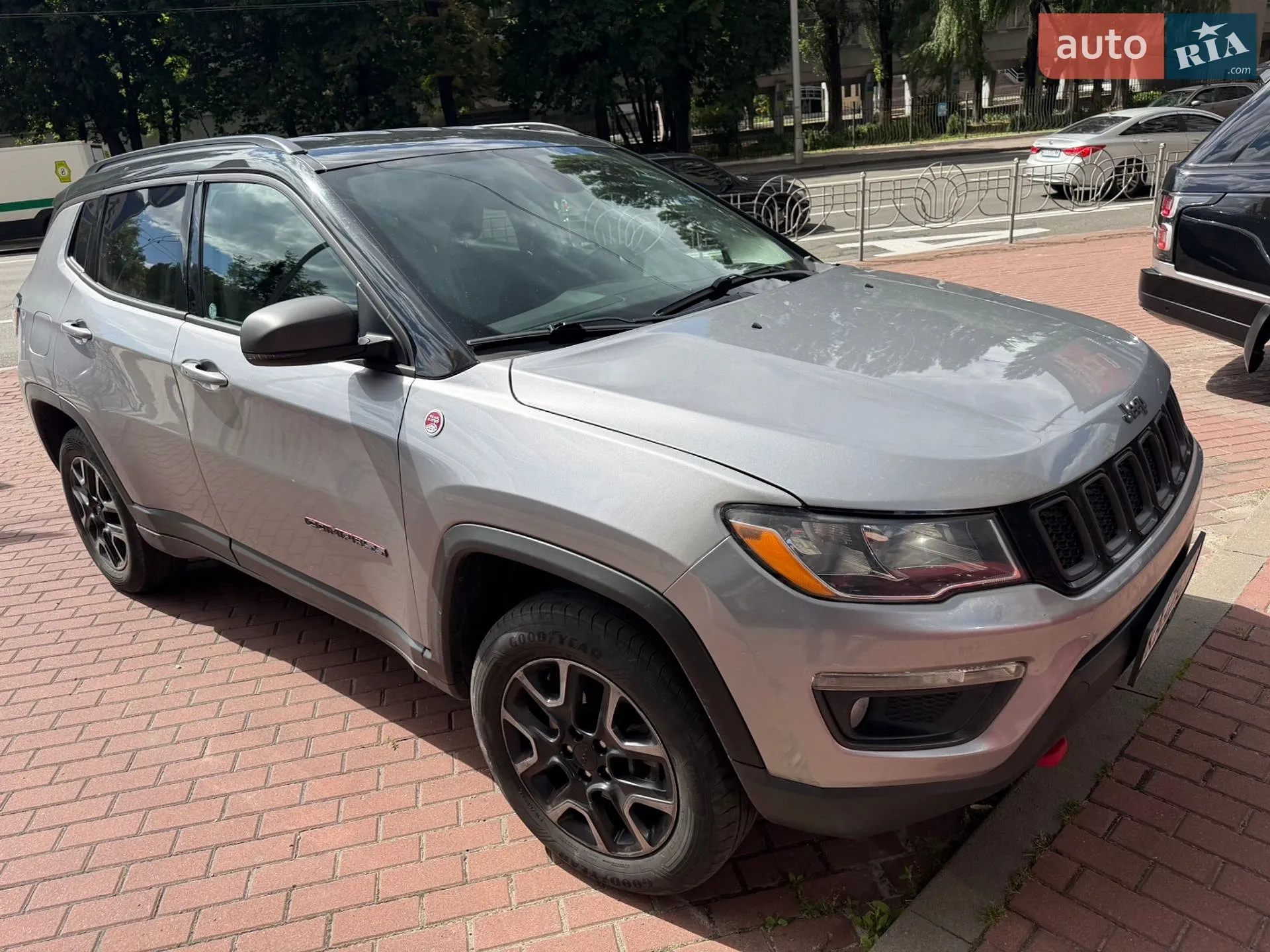 2020 Jeep Compass - мініатюра 2