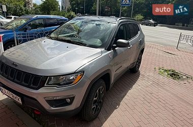 Внедорожник / Кроссовер Jeep Compass 2020 в Киеве