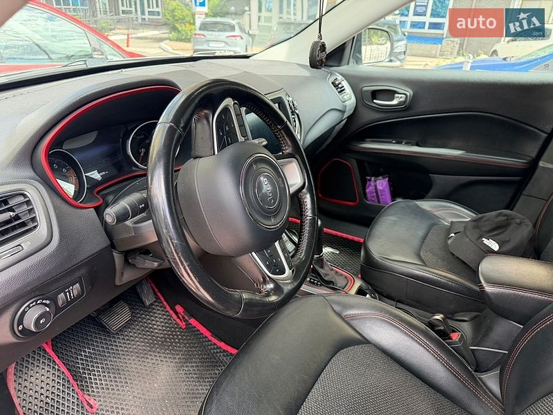 Внедорожник / Кроссовер Jeep Compass 2020 в Киеве