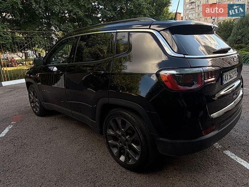 Внедорожник / Кроссовер Jeep Compass 2018 в Харькове