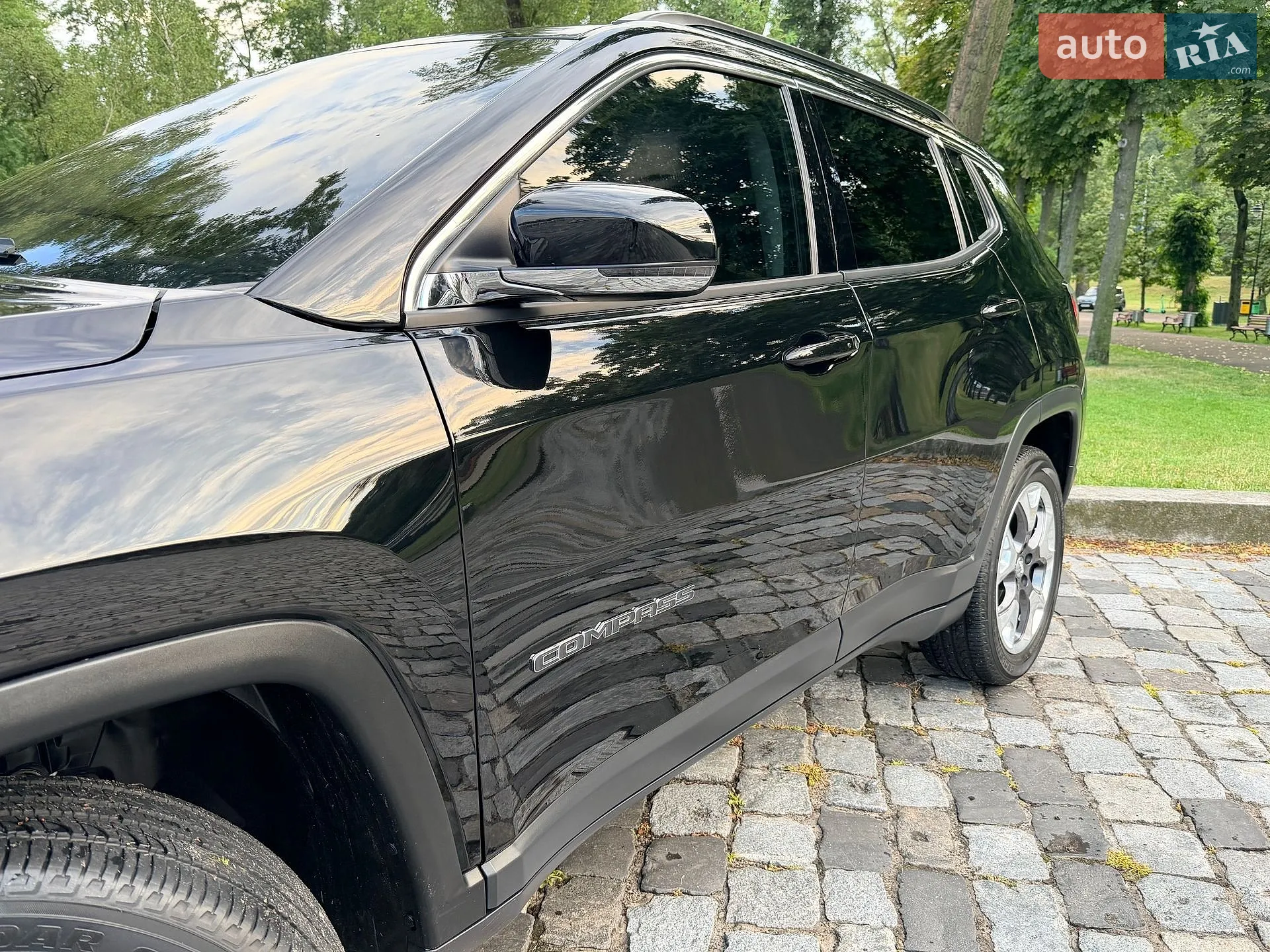 2020 Jeep Compass - мініатюра 12