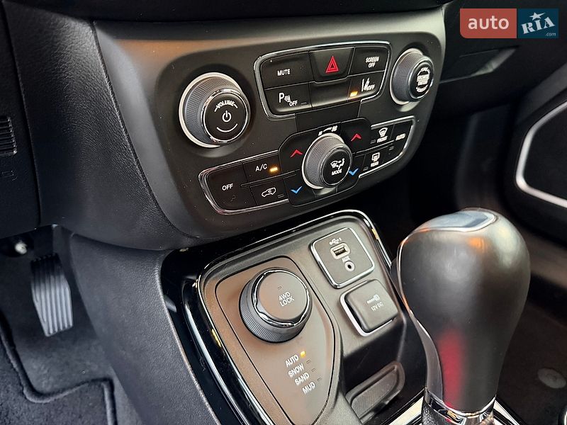 Внедорожник / Кроссовер Jeep Compass 2020 в Киеве фото 97 Внедорожник / Кроссовер Jeep Compass 2020 в Киеве