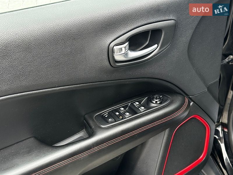 Внедорожник / Кроссовер Jeep Compass 2019 в Ивано-Франковске