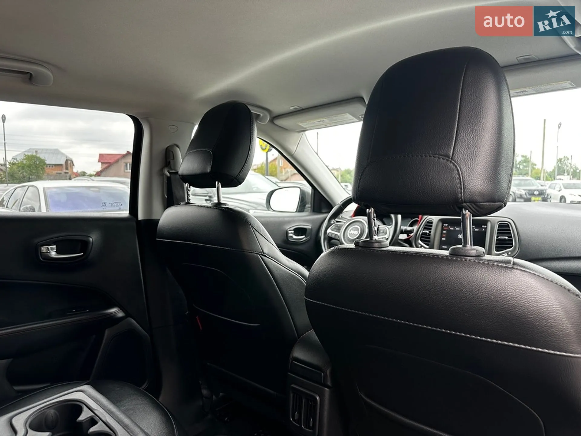 2019 Jeep Compass - мініатюра 28