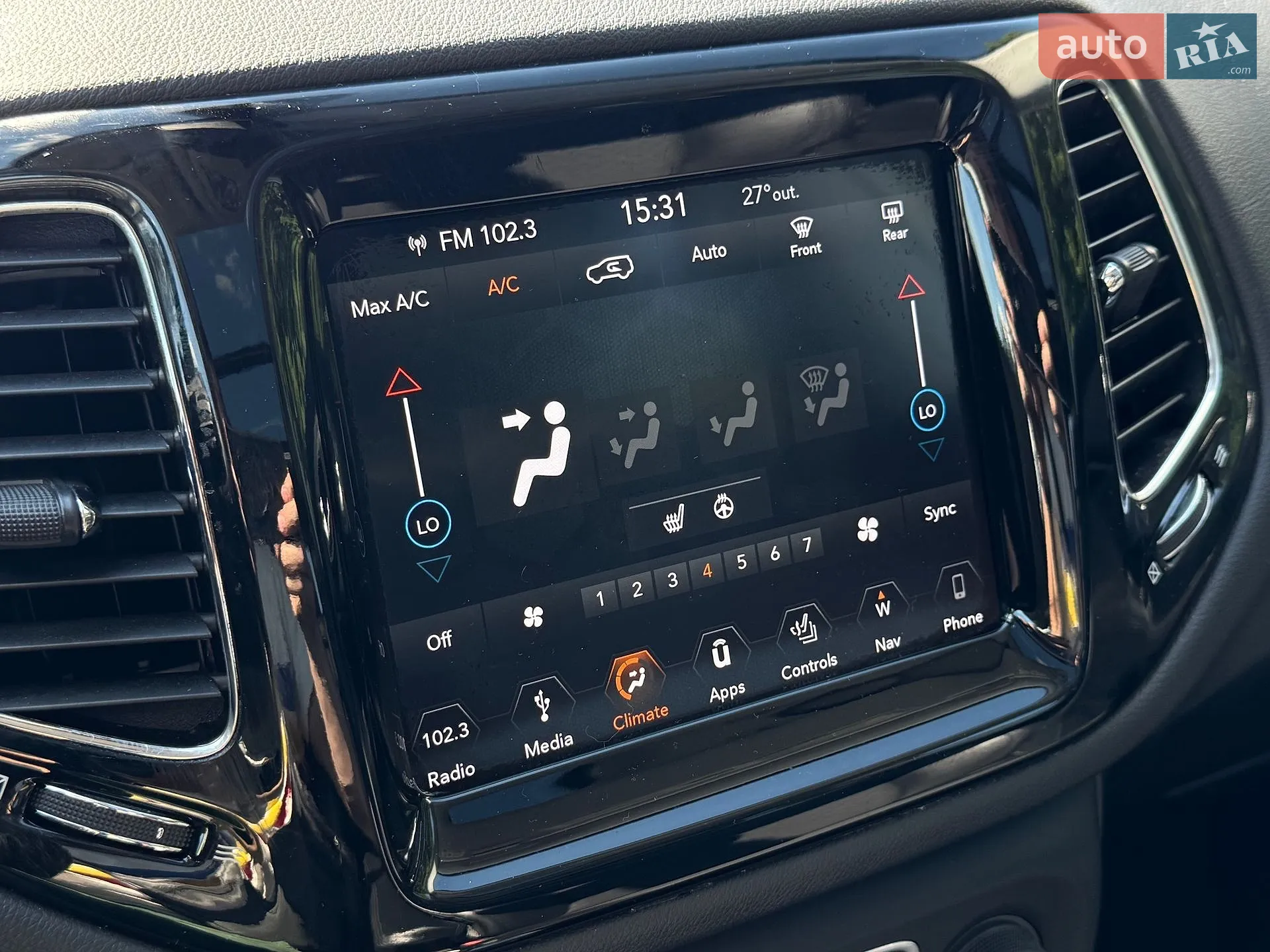 2019 Jeep Compass - мініатюра 9