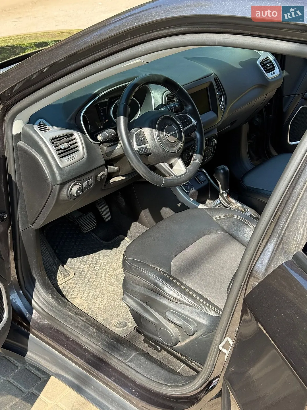2018 Jeep Compass - мініатюра 21