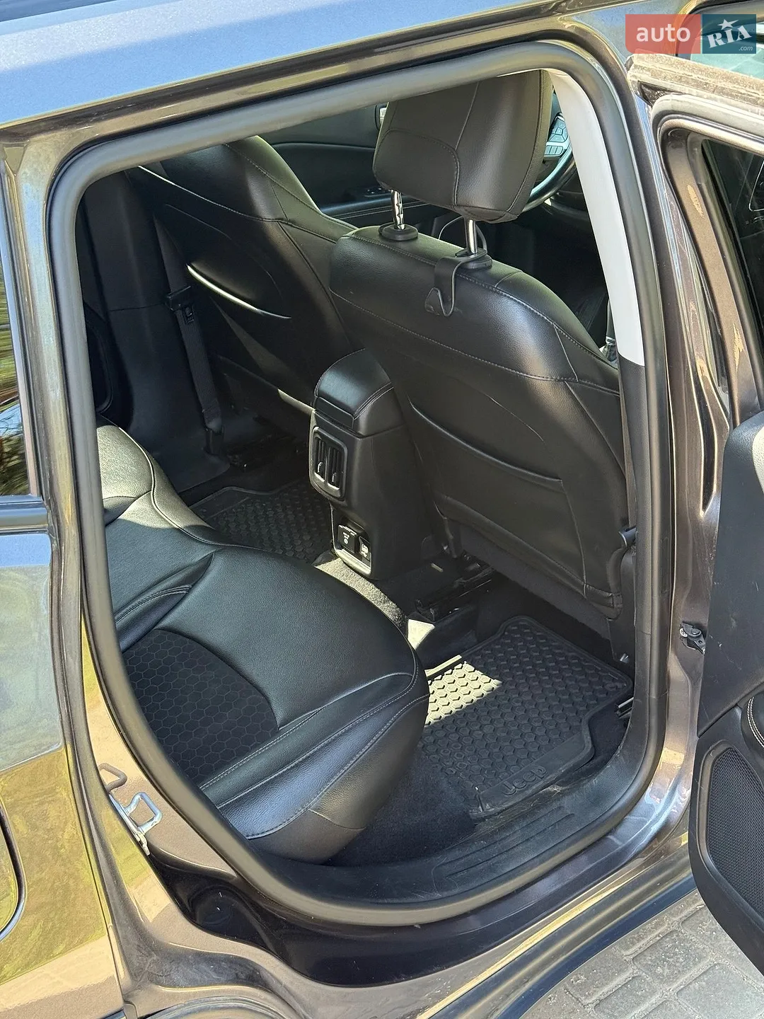 2018 Jeep Compass - мініатюра 27