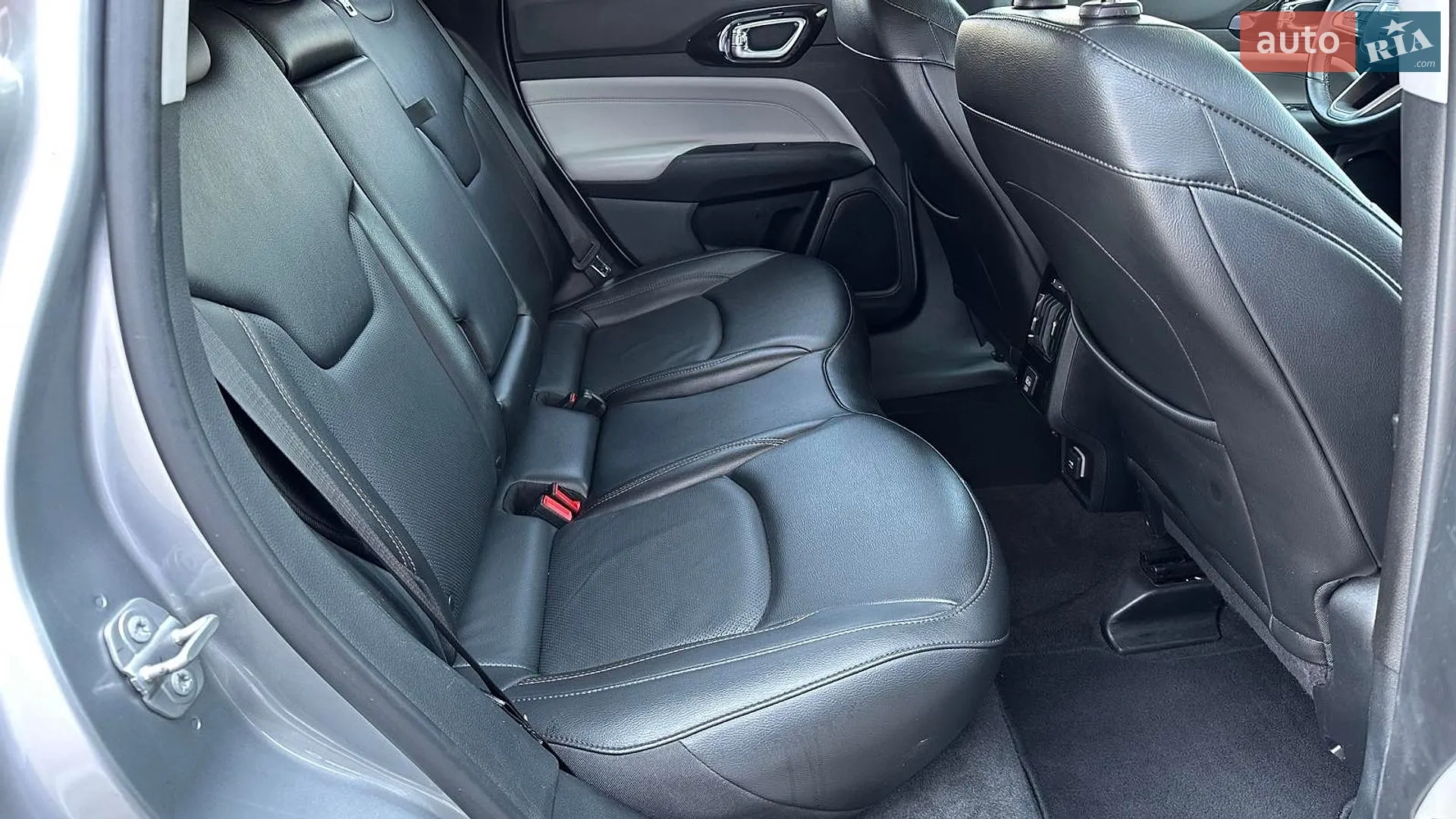 2021 Jeep Compass - мініатюра 7