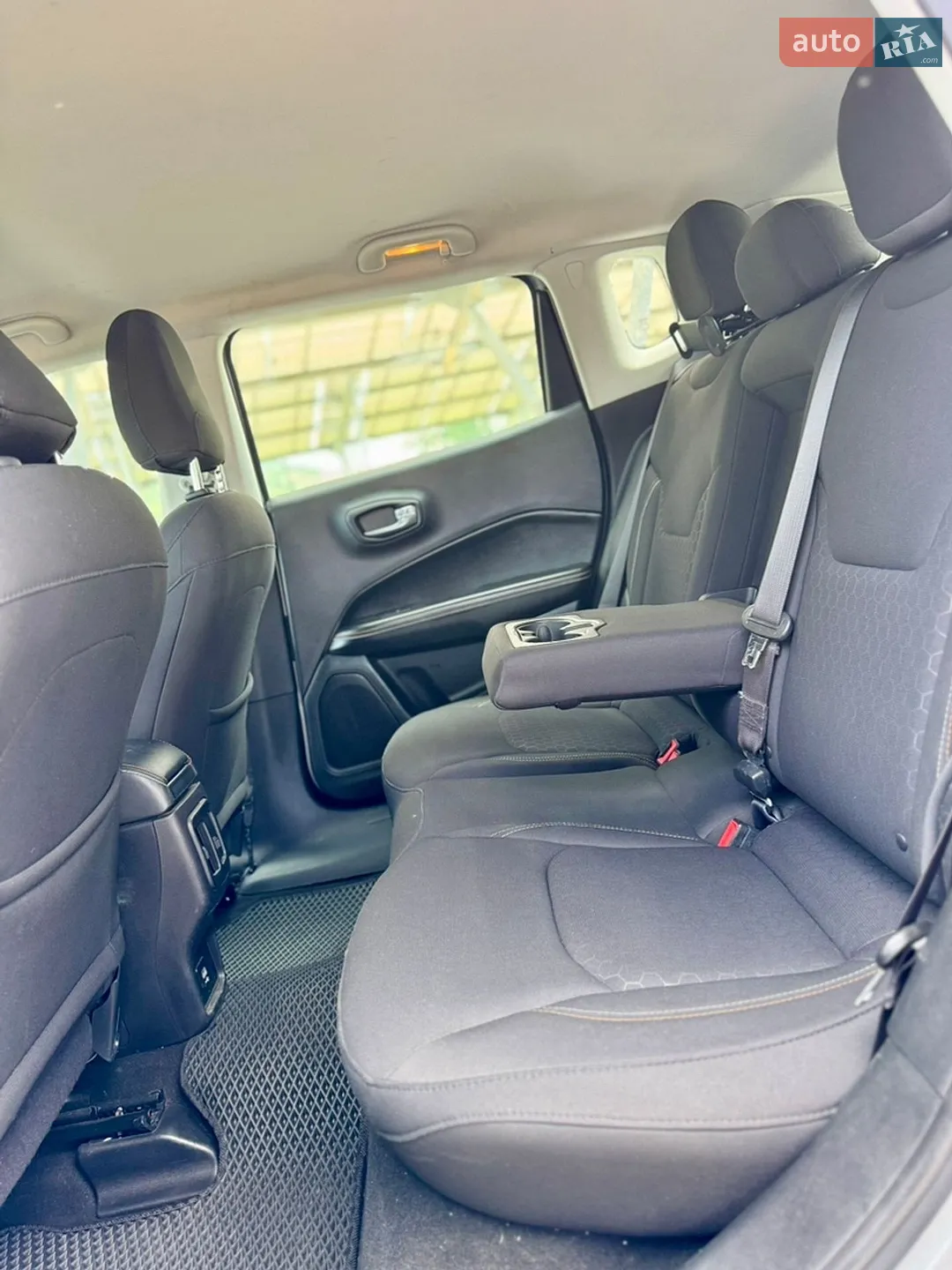2018 Jeep Compass - мініатюра 29