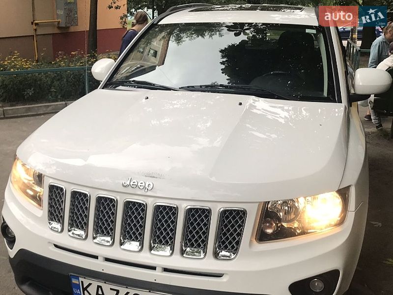 Внедорожник / Кроссовер Jeep Compass 2014 в Киеве