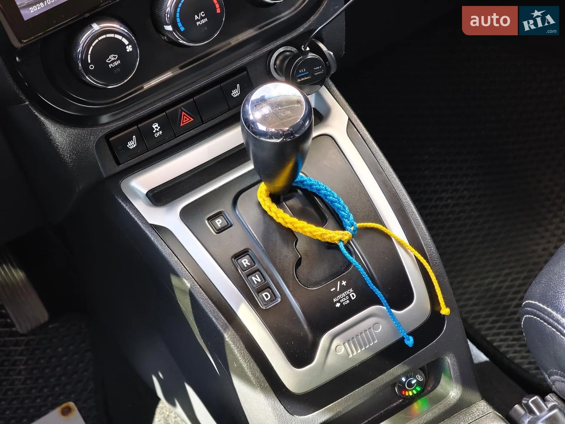 2016 Jeep Compass - мініатюра 17