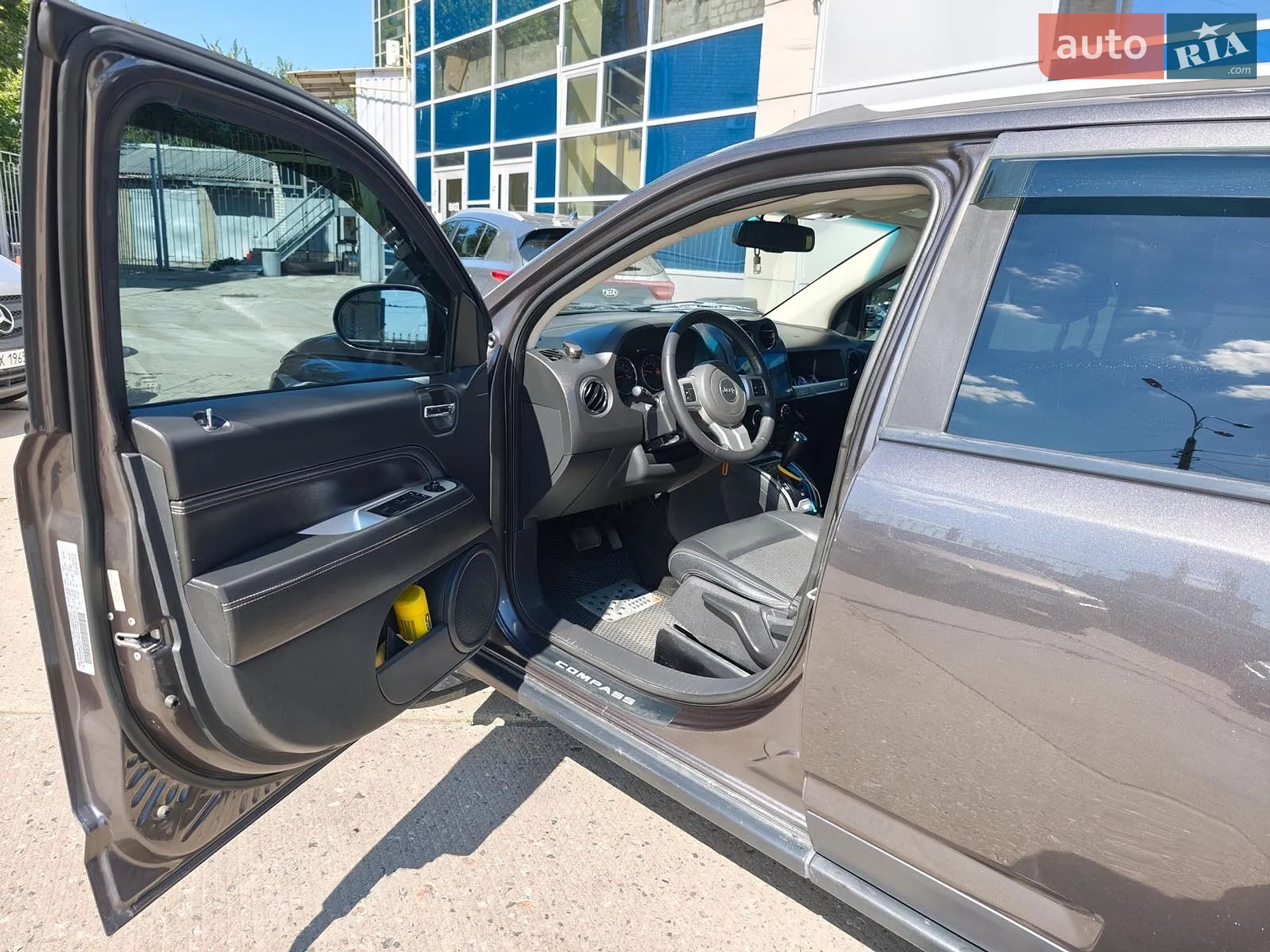 2016 Jeep Compass - мініатюра 18