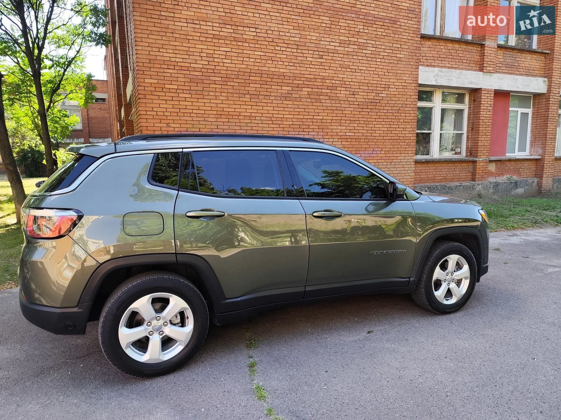 2017 Jeep Compass - мініатюра 9