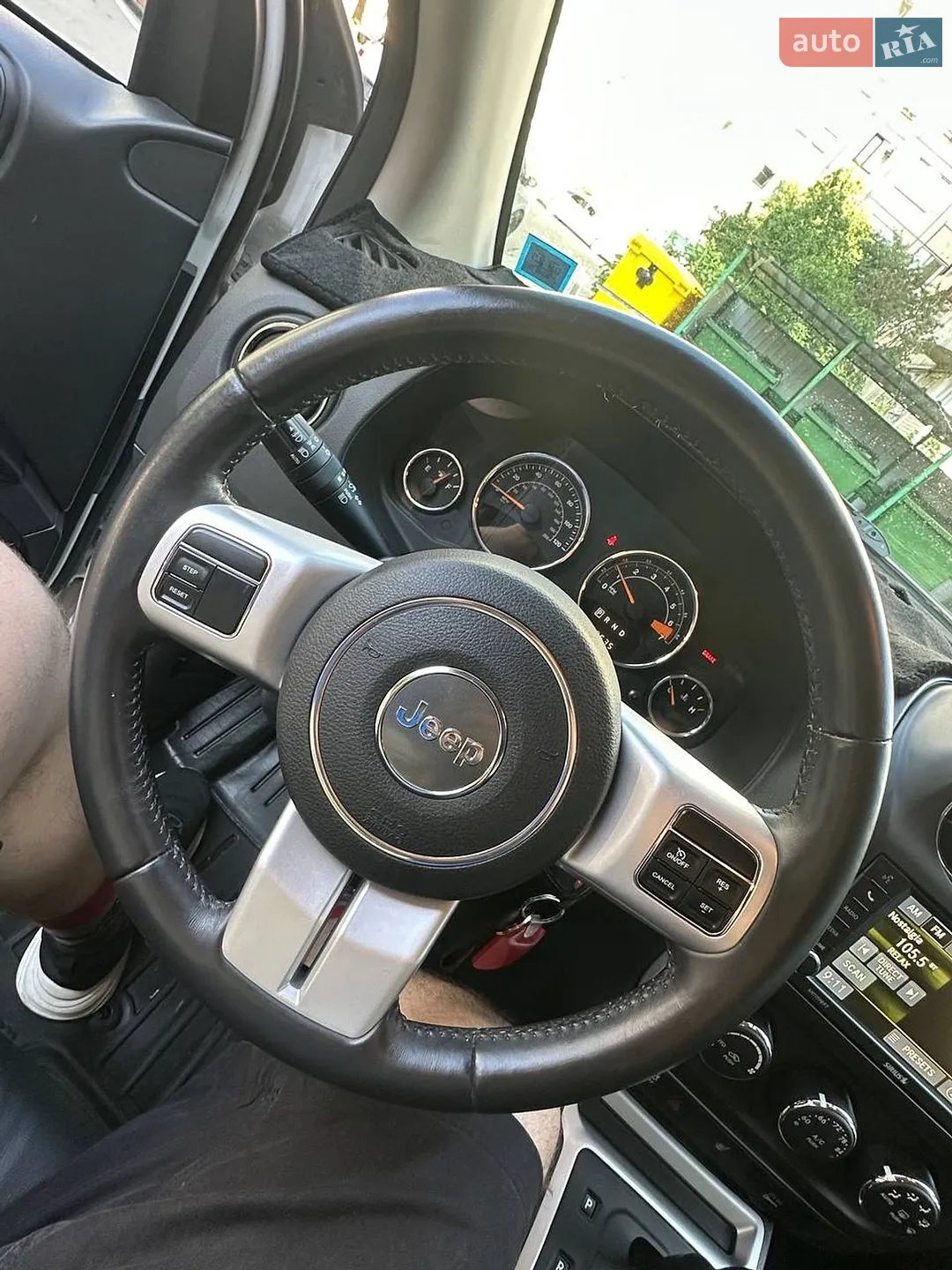 2016 Jeep Compass - мініатюра 14