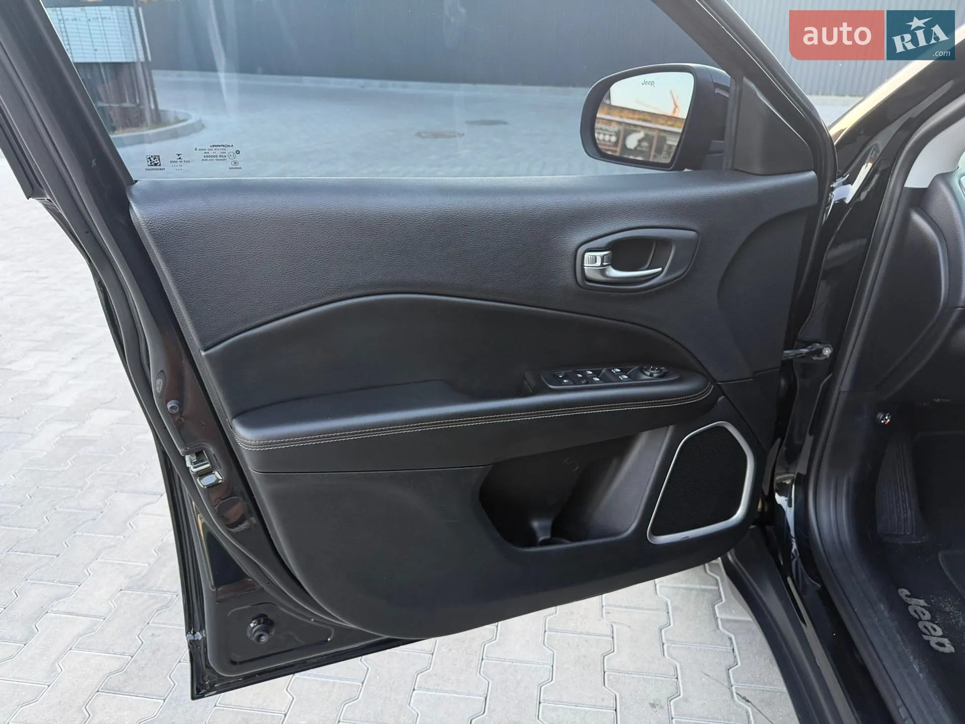 2018 Jeep Compass - мініатюра 34