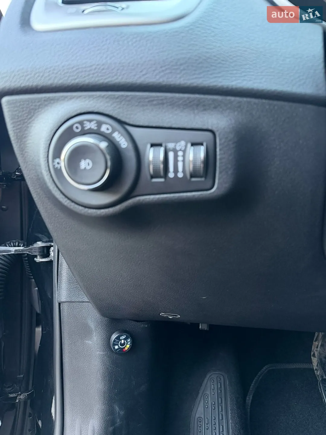 2018 Jeep Compass - мініатюра 36