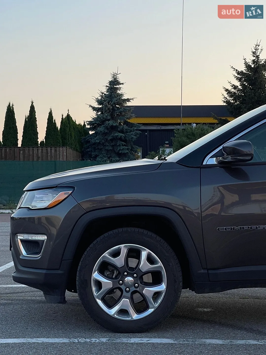 2017 Jeep Compass - мініатюра 9