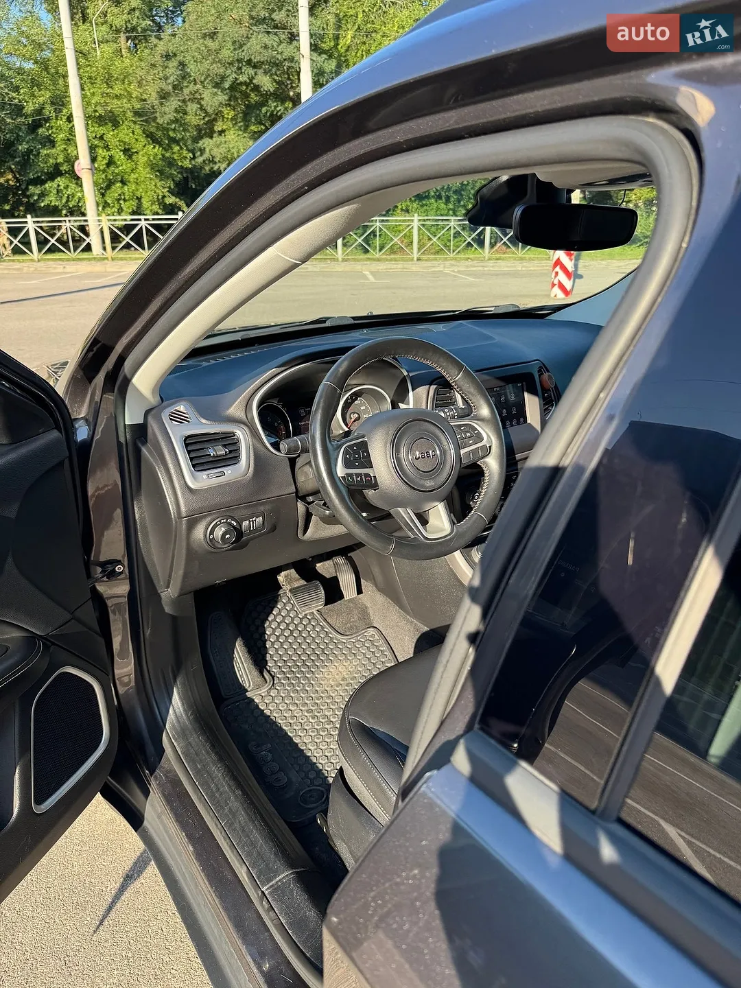 2018 Jeep Compass - мініатюра 11